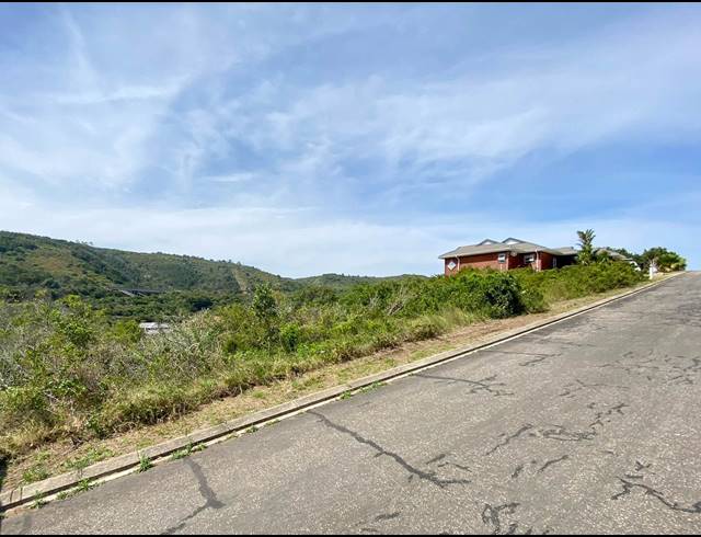 705M² VACANT LAND FOR SALE IN DOLPHIN CREEK GOLF ESTATE